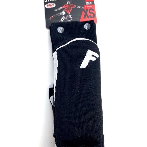 Shinguards X-Small Plastic Shell Franklin Sports Soccer sock black Up to 4' - Picture 2 of 6